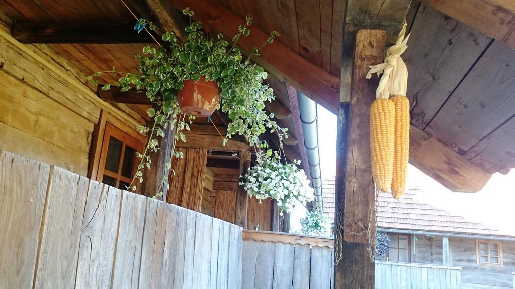 Rustic Home Mia Duga Resa Værelse billede